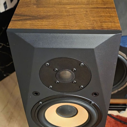 Audio Spectrum Art II speakers, pair, bass-reflex, Kevlar woofer