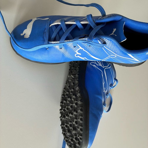 Puma Attacanto II FG/AG junior 37 like new blue football shoes