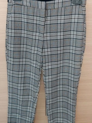 Zara fitted checkered pants like new, size S