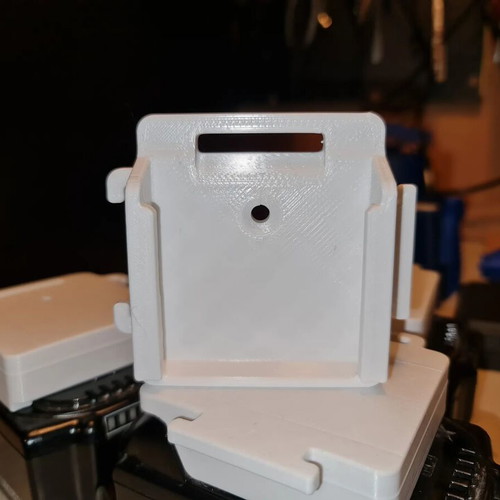 Makita 18V Battery Wall Mount New