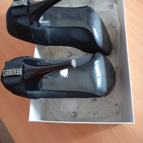 Sante black pumps size 37 like new