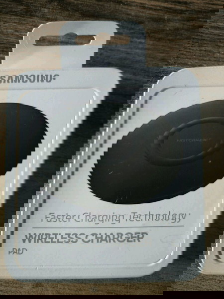 SAMSUNG Wireless charger PAD