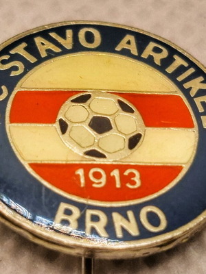Collectible pin FC Stavo Artikel Brno like new, authentic
