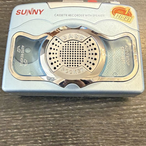 Walkman Sunny new with cassette problem, needs headphones