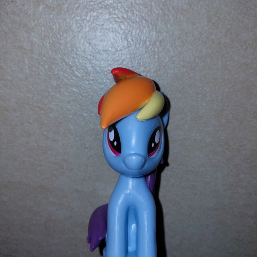 My Little Pony Rainbow Dash figure new