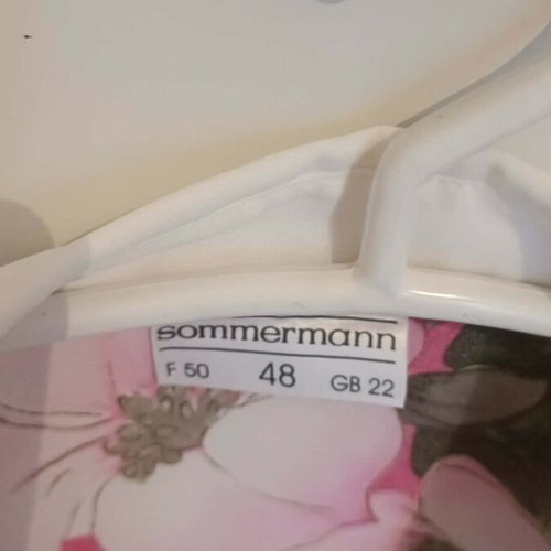 Sommerman shirt like new, size 48, white and pink