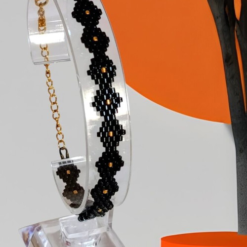 Handmade bracelet black and gold with Miyuki beads made to order