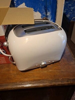 Toaster new