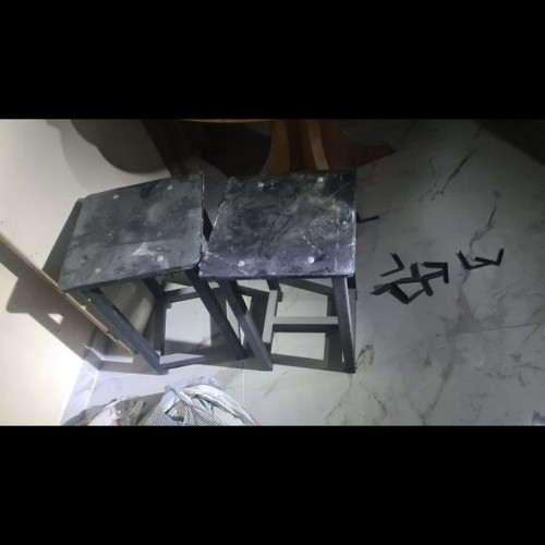 Black stools like new, set of 2