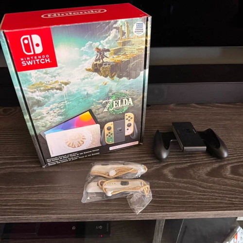 Nintendo Switch OLED Zelda TOTK Edition console