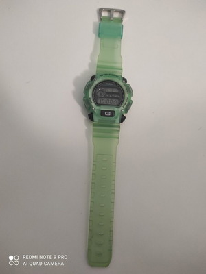 Casio G-Shock DW-9000 Model 1659 unisex watch like new, green