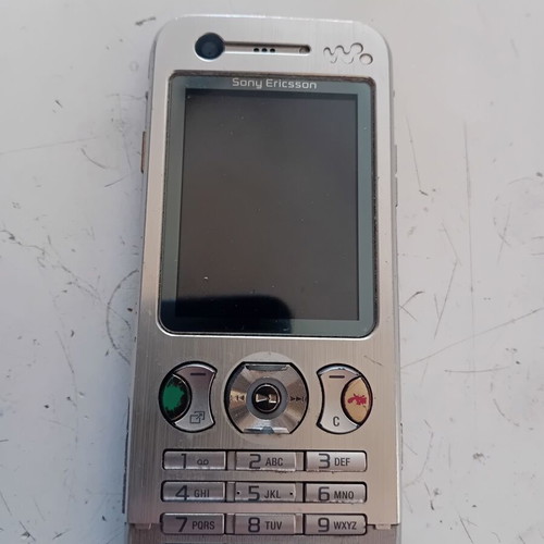 Sony Ericsson W890i mobile phone used for spare parts