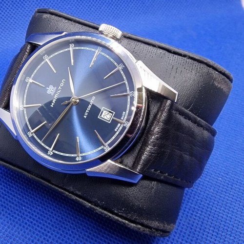 Hamilton Spirit of Liberty Automatic watch like new with two leather straps
