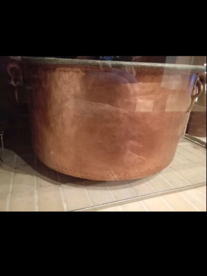 Copper tinned antique cauldron like new