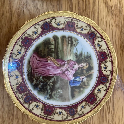 Studio Elisabeth collectible porcelain plates set of 6 handpainted with 22K gold used