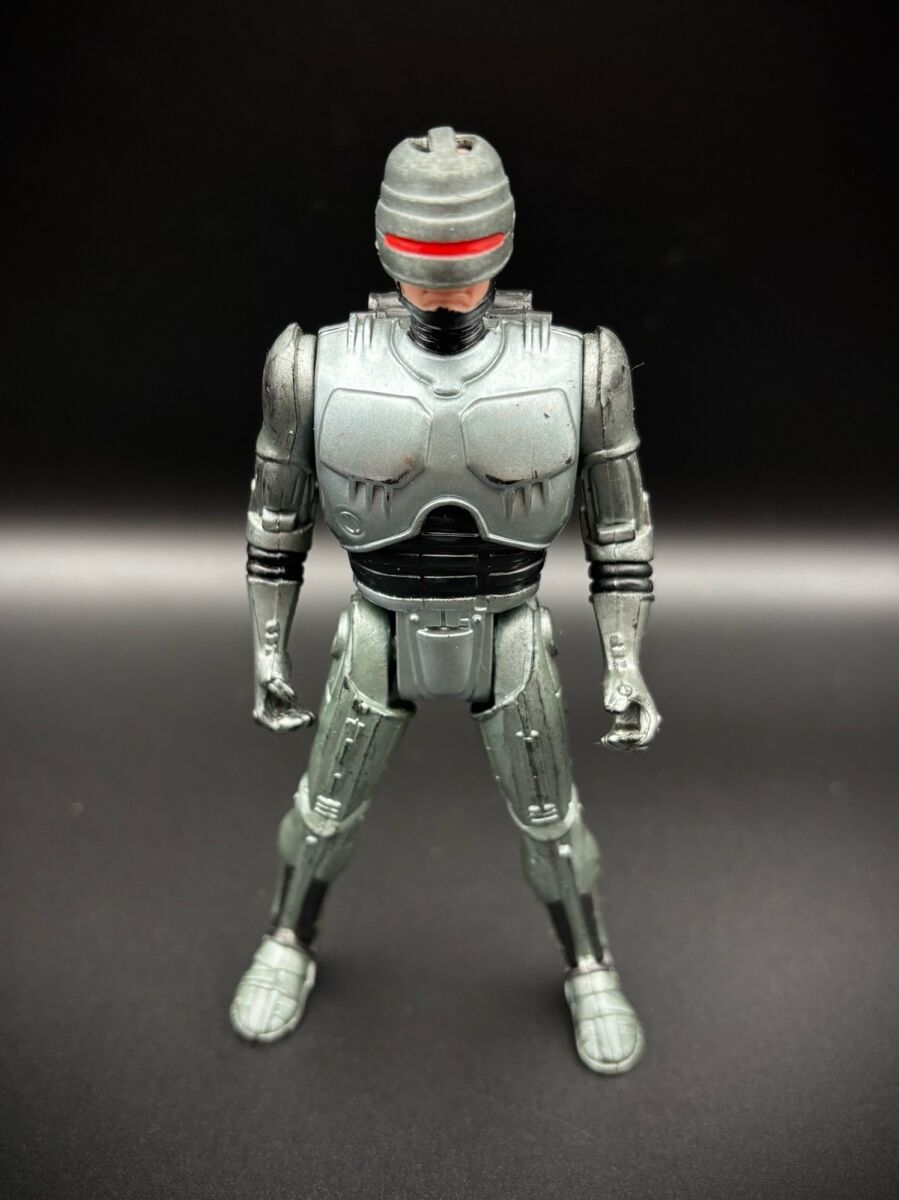 Kenner RoboCop Ultra Police 1988 action… - € 42,00 - Vendora.cy