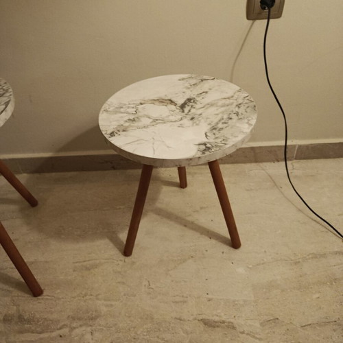Side tables used with minor marks