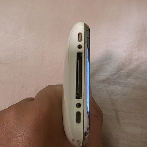 iPhone 3G 16GB used, white, model A1241