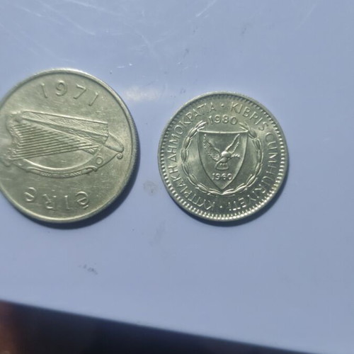 Coins from Cyprus, Ireland and America like new