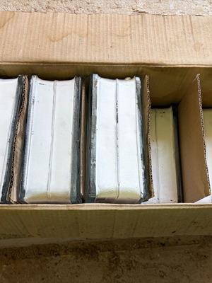 Υαλότουβλα μισά 8 τεμάχια 90x190x80 καινούργια