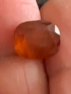 Natural Hessonite 8.08 cts yellowish brown with certificate