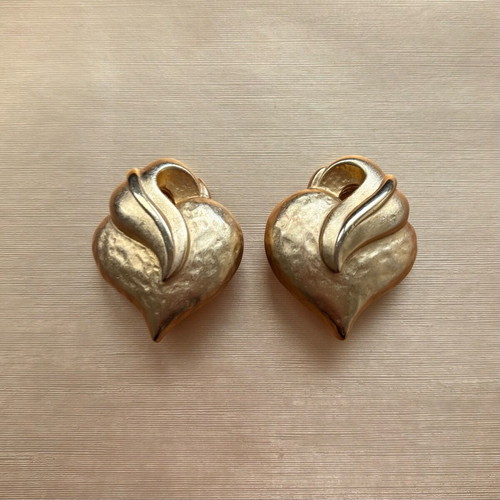 Vintage gold clip-on earrings F.O. Inc heart-shaped like new