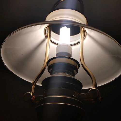 Ceiling light like new