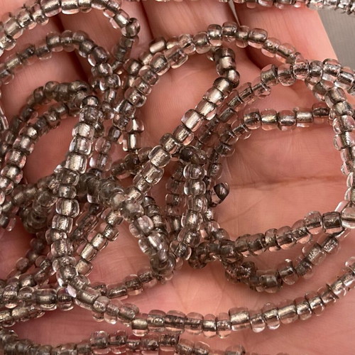 Vintage necklace one strand 73 cm like new