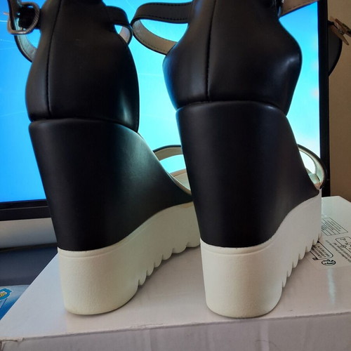 Platform sandals black 11 cm, like new, size 40