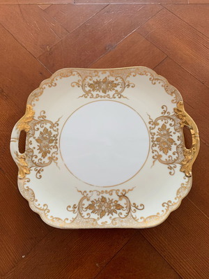 Δίσκος αντικα Noritake σε σχεδόν άριστη κατάσταση με μικρή φθορά στο χρυσό