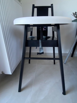 Blames IKEA baby high chair