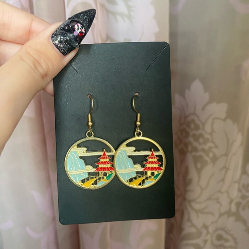 Earrings with Japanese design gold tone, new, steel hooks