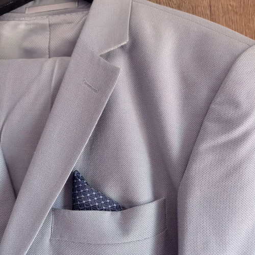 Suit set with vest and bow tie like new, gray