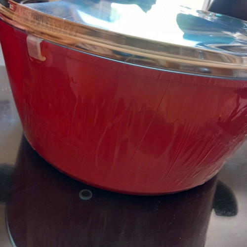 Izzy cooking pot 28cm new