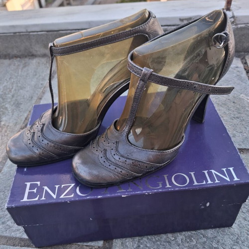Enzo Angiolini leather T-Strap pumps bronze pewter with brogue details