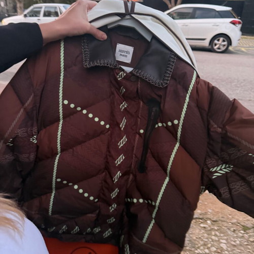 Hermès Dressage Tressage Mixed Leather Short Puffer Jacket like new, Marron Bois, size FR 36