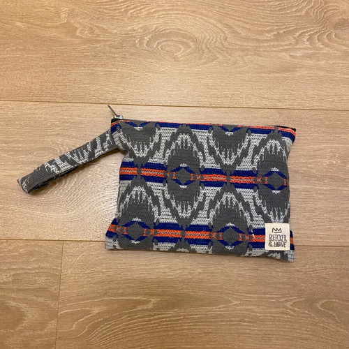 Bleecker and Love waterproof bag like new, multicolor