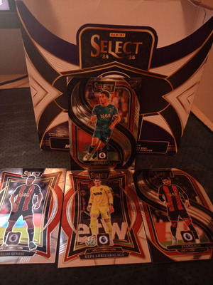 Bournemouth football cards like new