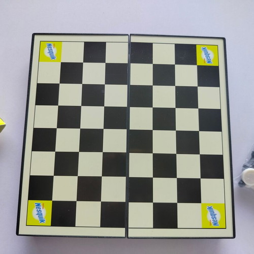 Magnetic Nestle Nesquik 2 in 1 chess and checkers game used