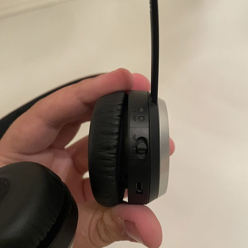 Jabra Evolve 65 headphones new with USB cable