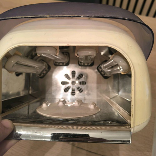 Nail dryer for semi-permanent used, professional for drying nails