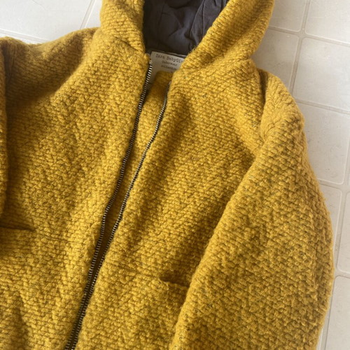 Zara girl jacket with hood and zipper, warm and light