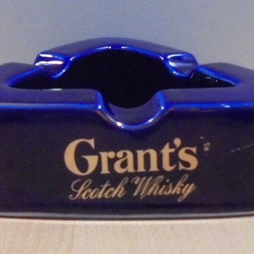 Grant's Scotch Whisky old promotional ceramic ashtray used
