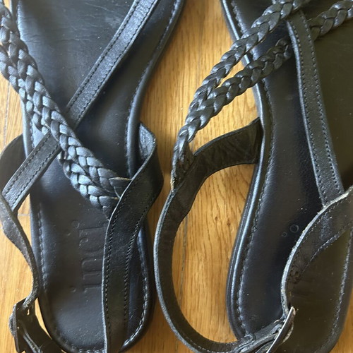 Two pairs of used sandals size 39, black and blue