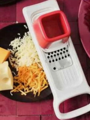 Tupperware Speady Greater μικρός τρίφτης με λεπίδα από ανοξείδωτο ατσάλι