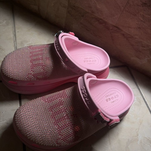 Crocs Juicy Couture collaboration pink clogs with rhinestones size 38 new