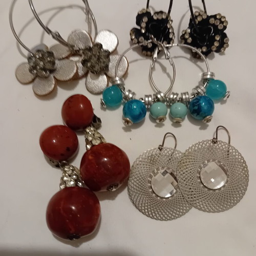Dangling earrings used, pack of 5 pairs