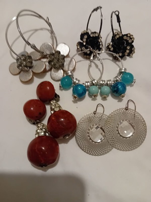 Dangling earrings used, pack of 5 pairs