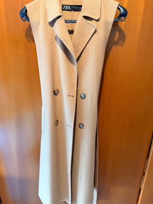 Zara vest used, beige, size XS