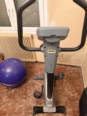 Στατικό ποδήλατο γυμναστικής Kettler μεταχειρισμένο με ροδάκια στα μπροστινά πόδια